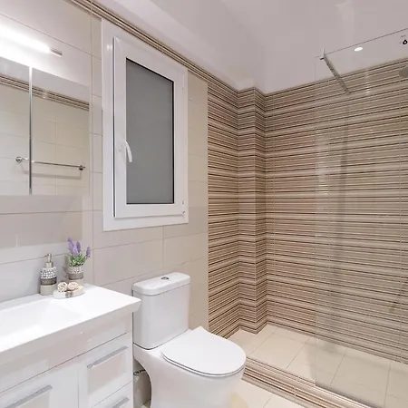 Vila Breeze & Coco By Konnect, Avlaki