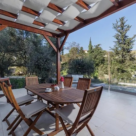 Breeze Villa Kasziópi