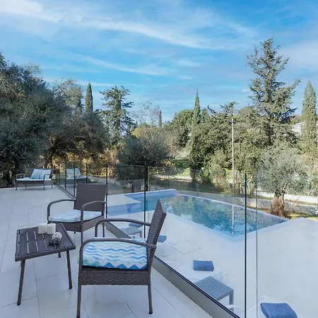 Breeze & Coco By Konnect, Avlaki * Kassiopi