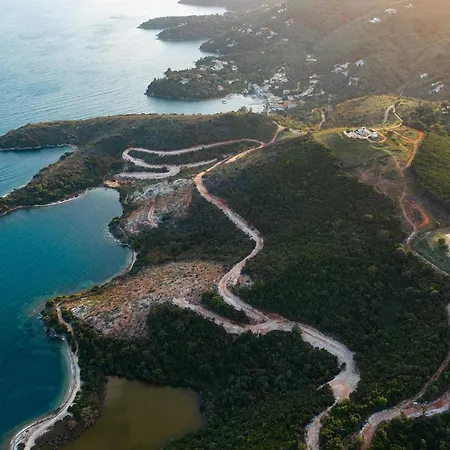 Breeze & Coco By Konnect, Avlaki