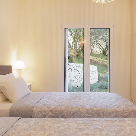 Breeze&villa Coco By Konnect, Avlaki